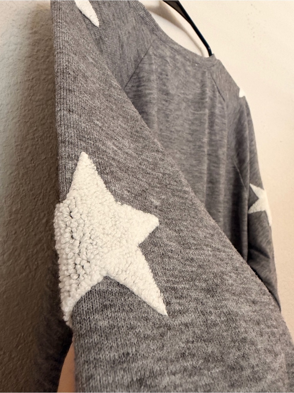 Easel Los Angeles Cotton Blend Sweater with Raised Star Detail - Picture 3 of 5